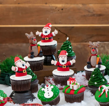 Christmas-Themed Cupcakes